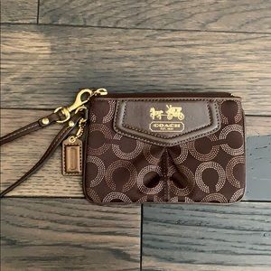NWOT Coach Madison Dotted OP Art Wristlet